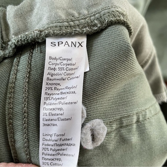 Spanx pull on wide leg cropped green pants. Sz Medium petite capri - Picture 3 of 11